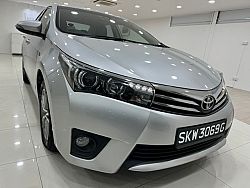 Toyota Corolla Altis 1.6L CVT Elegance LED Keyless Silver 2015